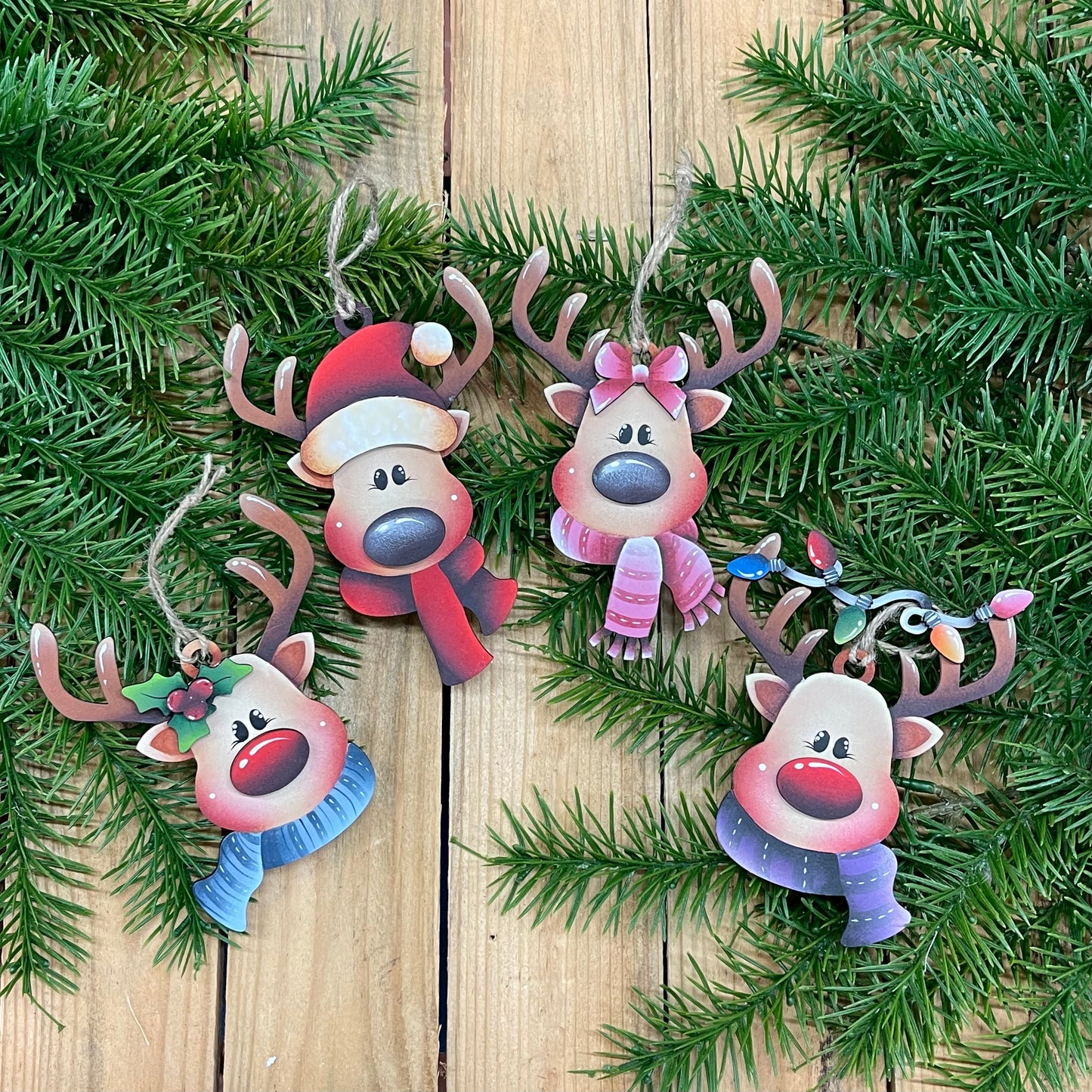Kit Christmas Reinder ornament Out of the Wood