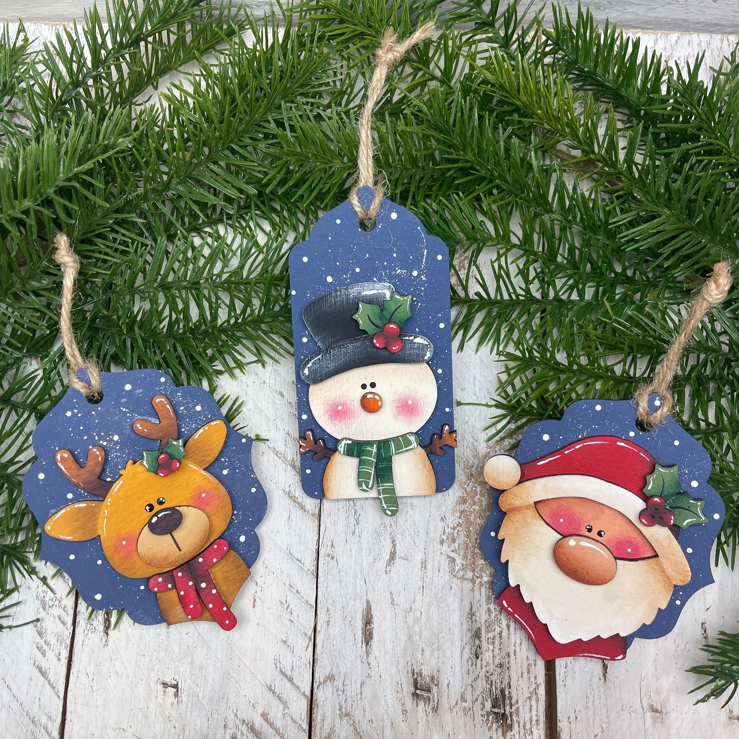Christmas tag graffetta Out of the Wood