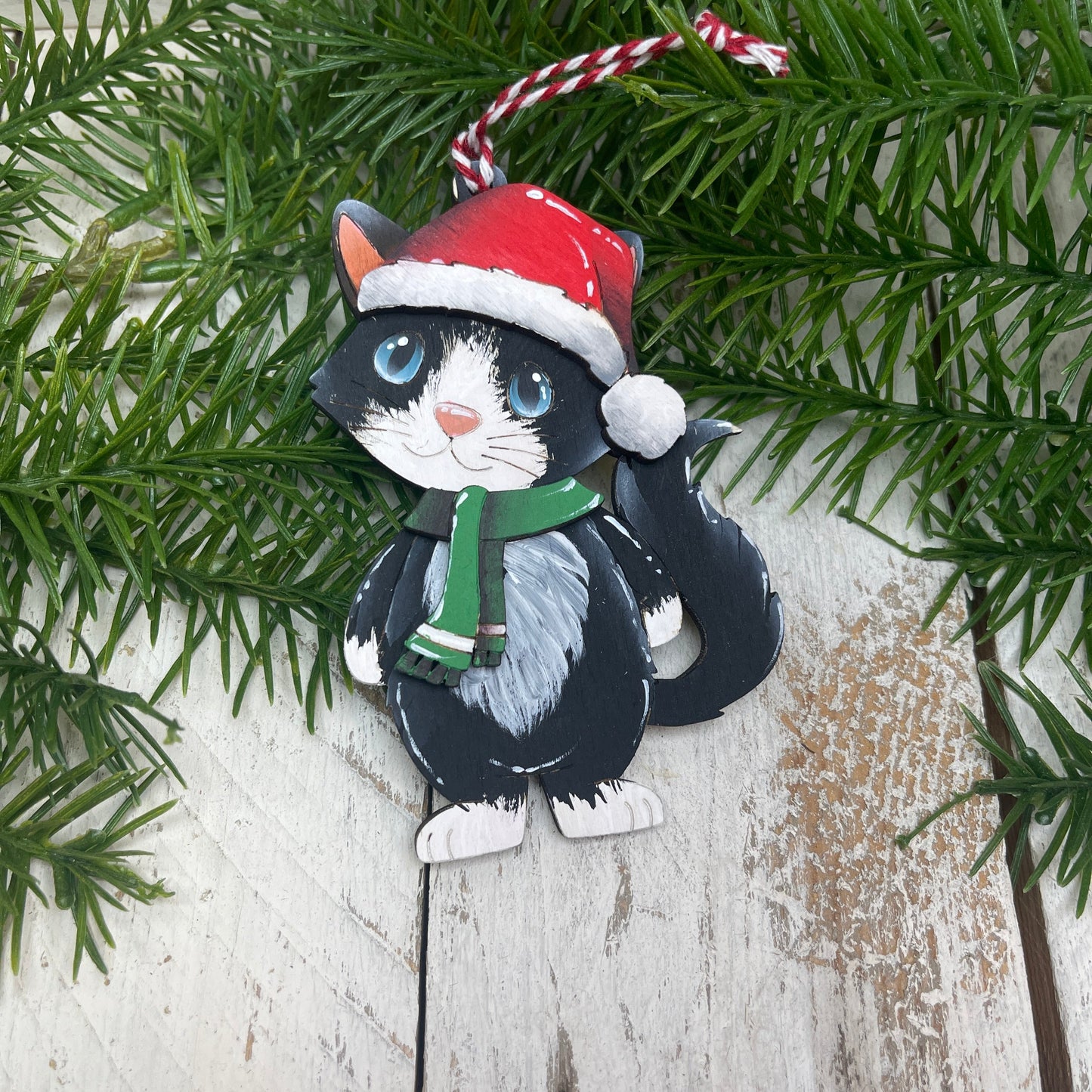 Gatti Natale ornament Out of the Wood