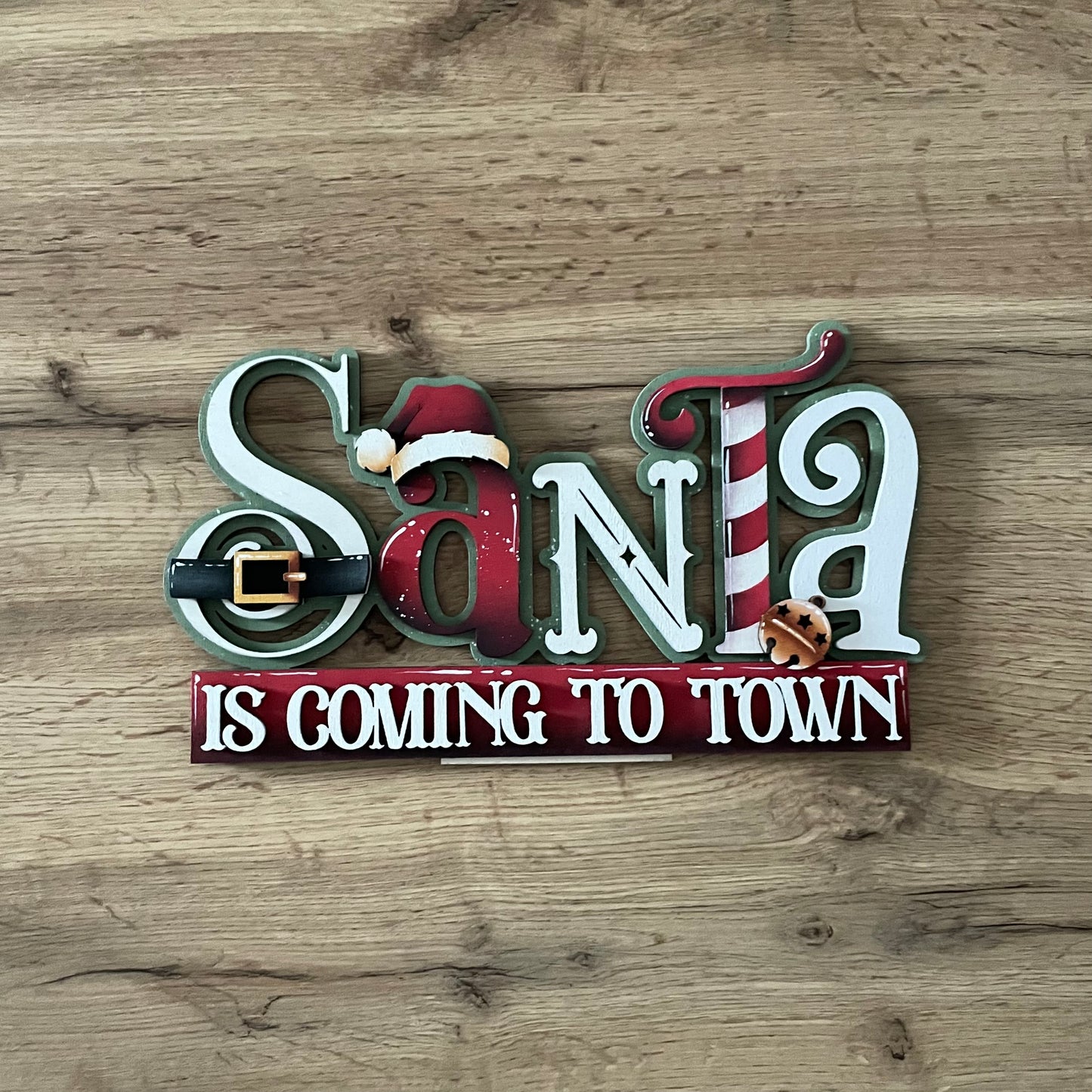 Scritta Santa Out of the Wood