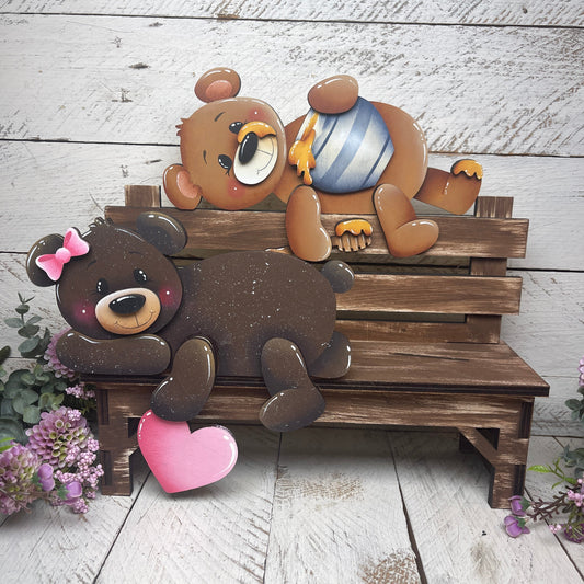 Orso con miele sopramensola Out of the Wood