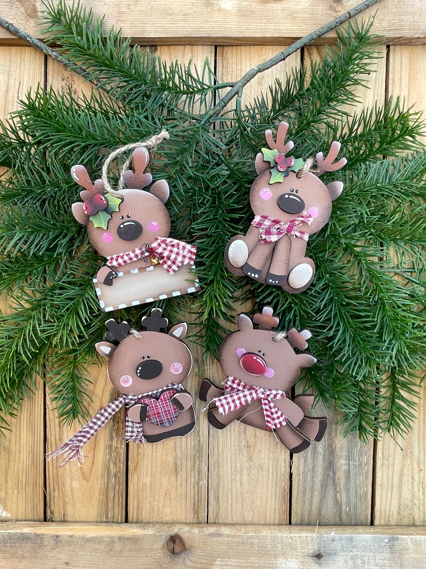 Kit reinder ornament Out of the Wood