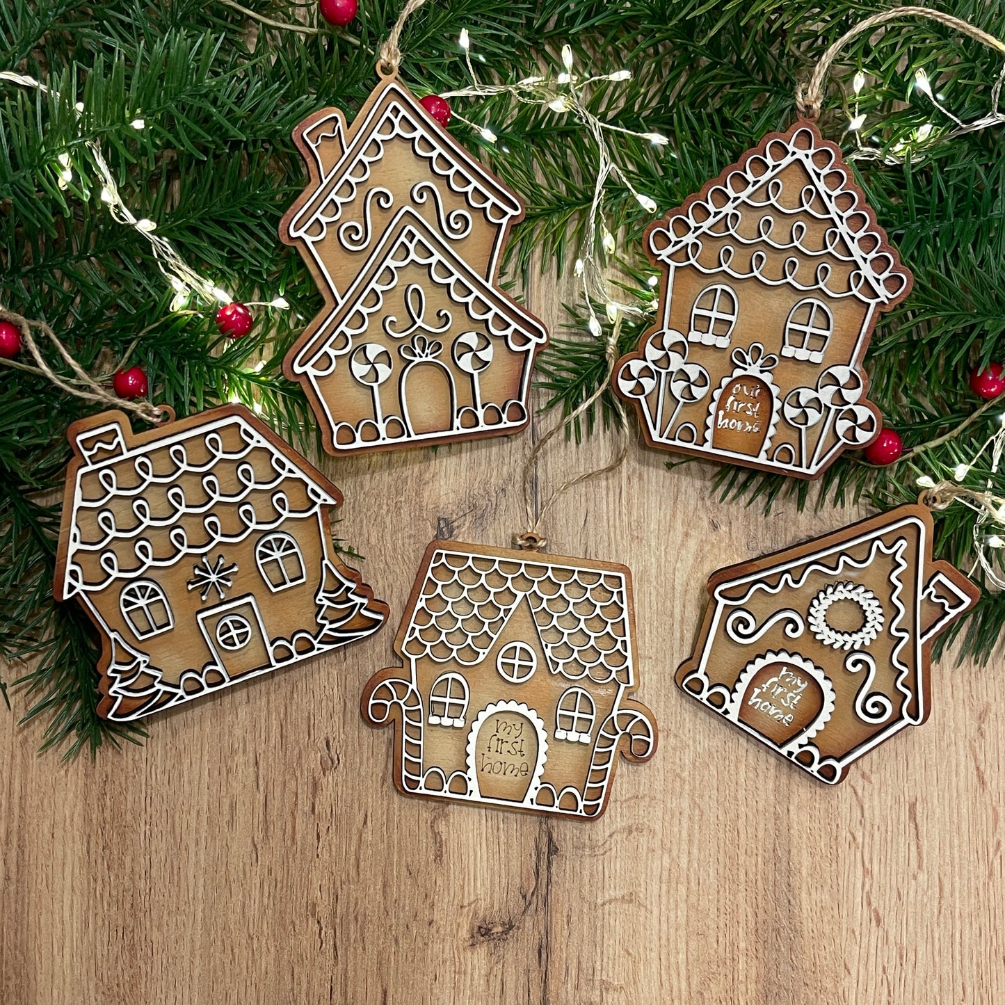 Ginger house Ornament Out of the Wood