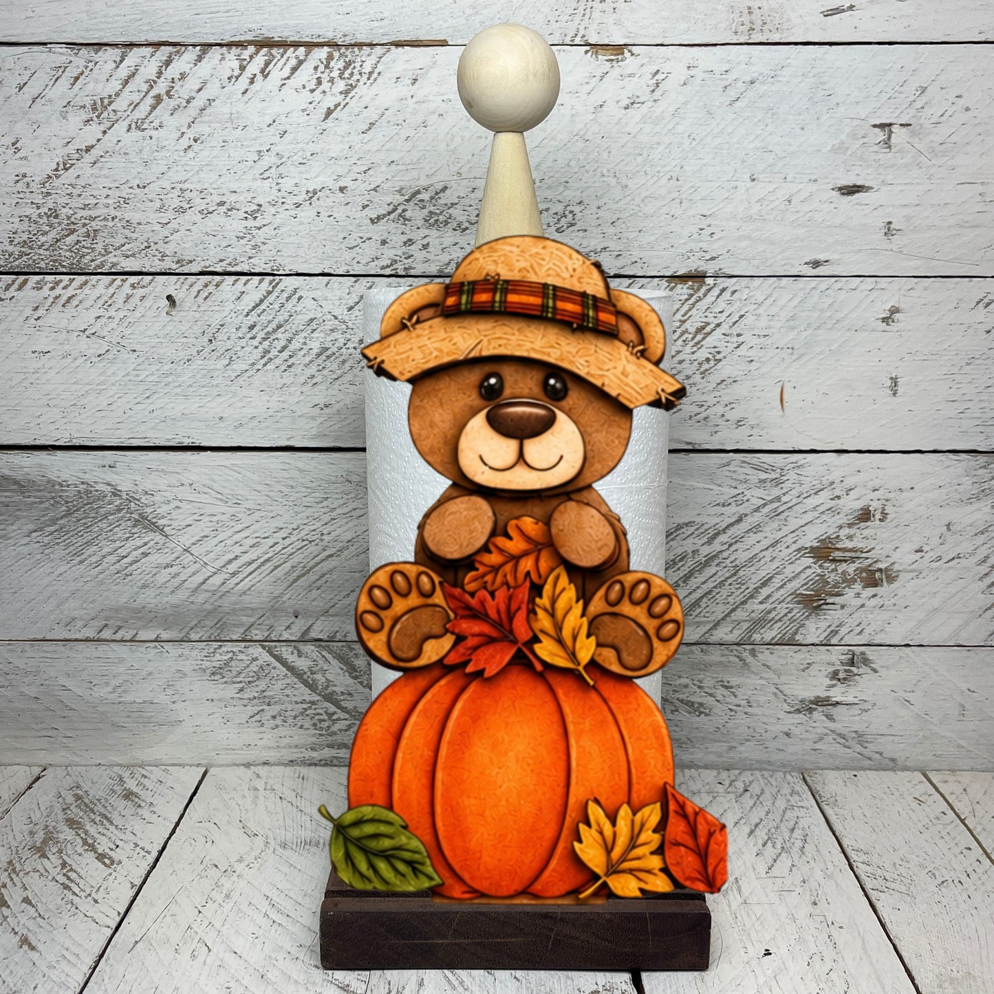 Sagoma orso  seduto su zucca autunnale per portascottex Out of the Wood
