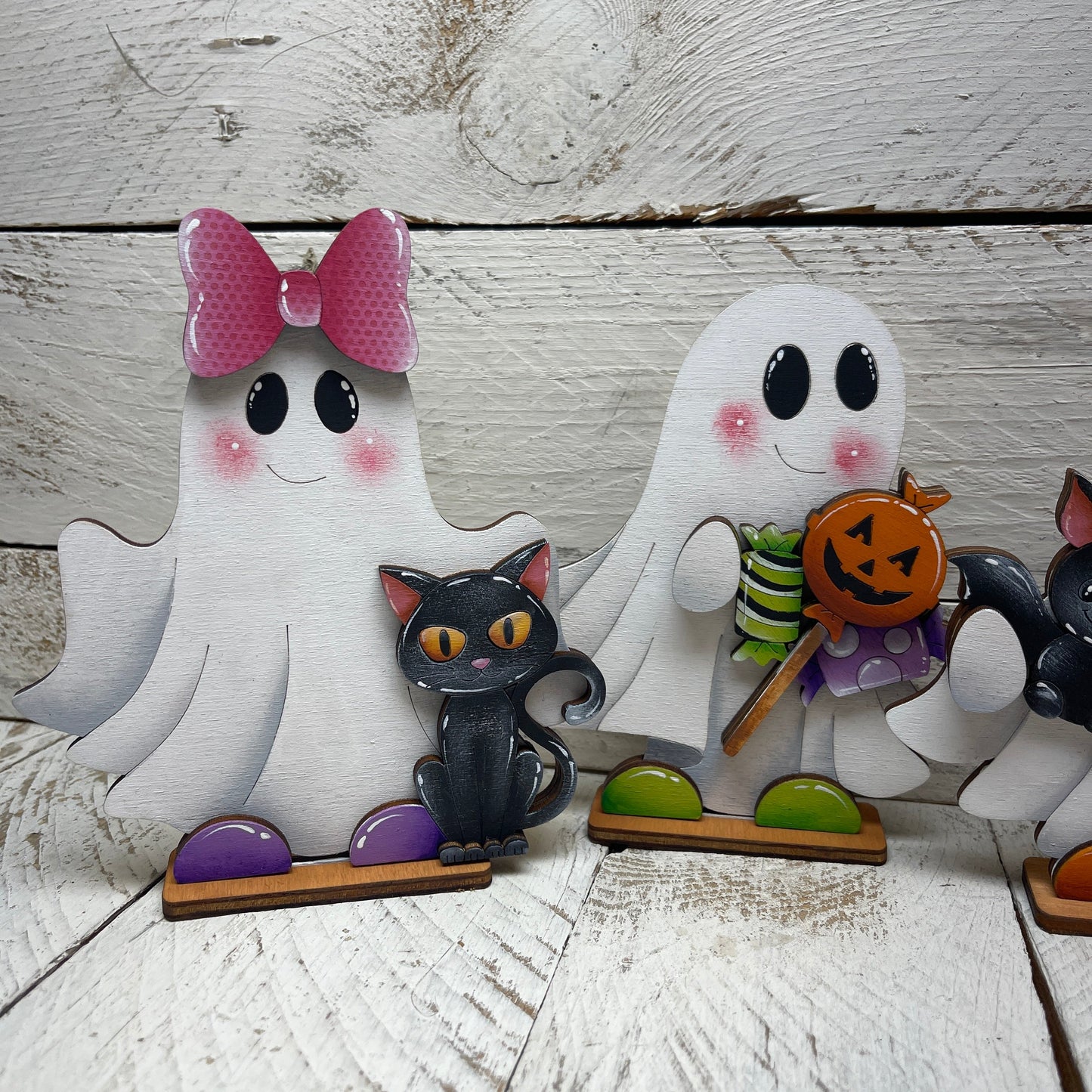 Fantasmi Halloween Out of the Wood