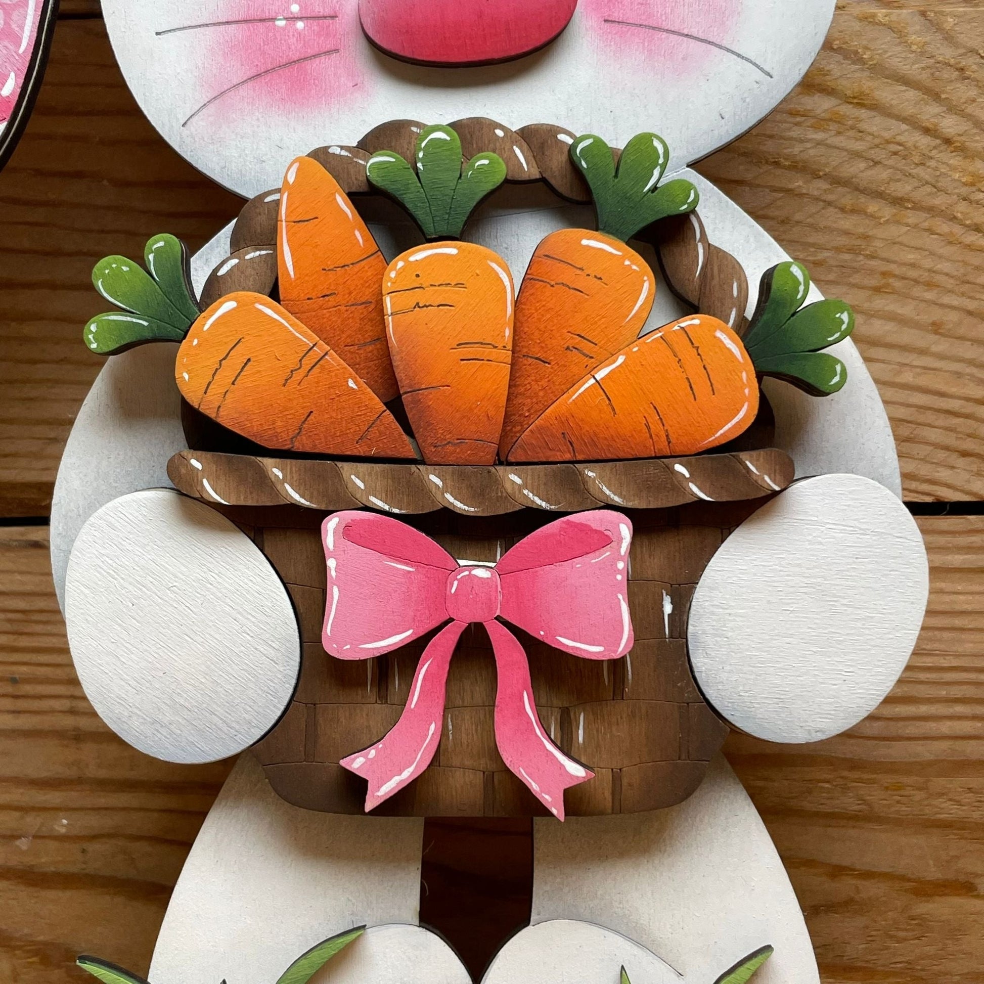 Funny Bunny con cesto intercambiabile Out of the Wood