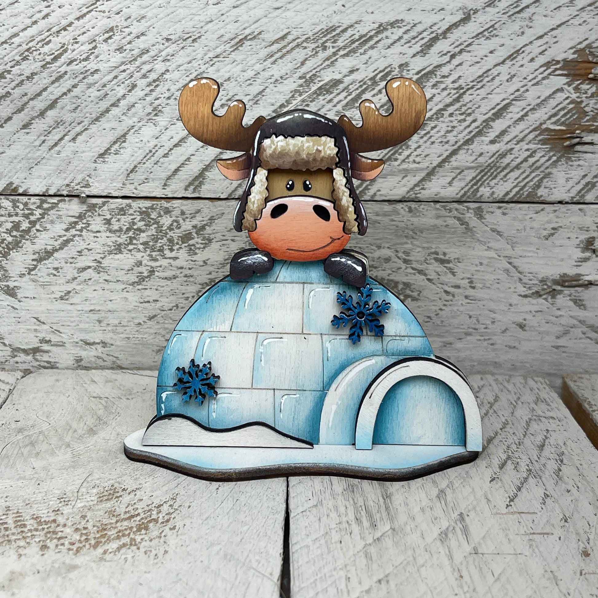 Igloo con personaggi con piedistallo Out of the Wood