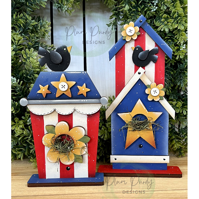 Patriotic birdhouse Out of the Wood