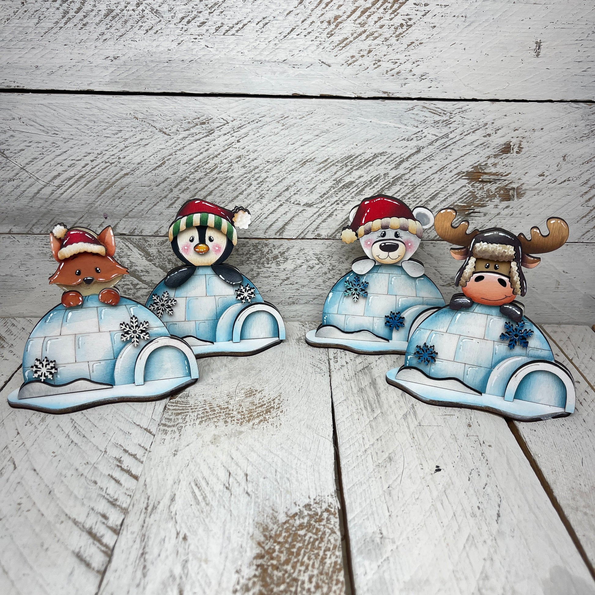 Igloo con personaggi con piedistallo Out of the Wood