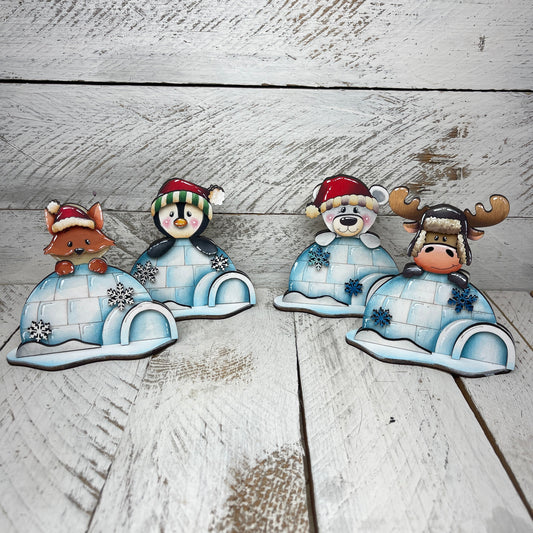 Igloo con personaggi con piedistallo Out of the Wood