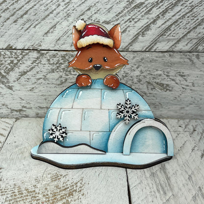 Igloo con personaggi con piedistallo Out of the Wood