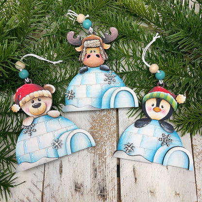 Ornament Igloo con personaggi Out of the Wood