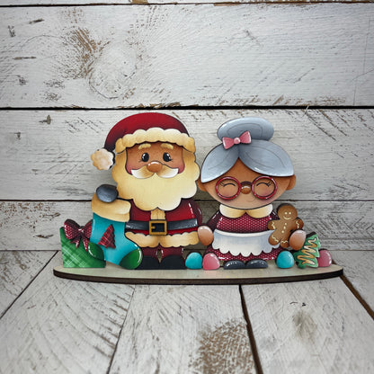 Coppia Santa e Mrs Claus con piedistallo Out of the Wood