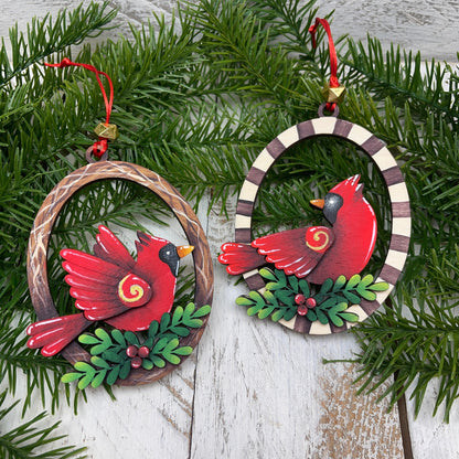 Uccellino cardinal Out of the Wood