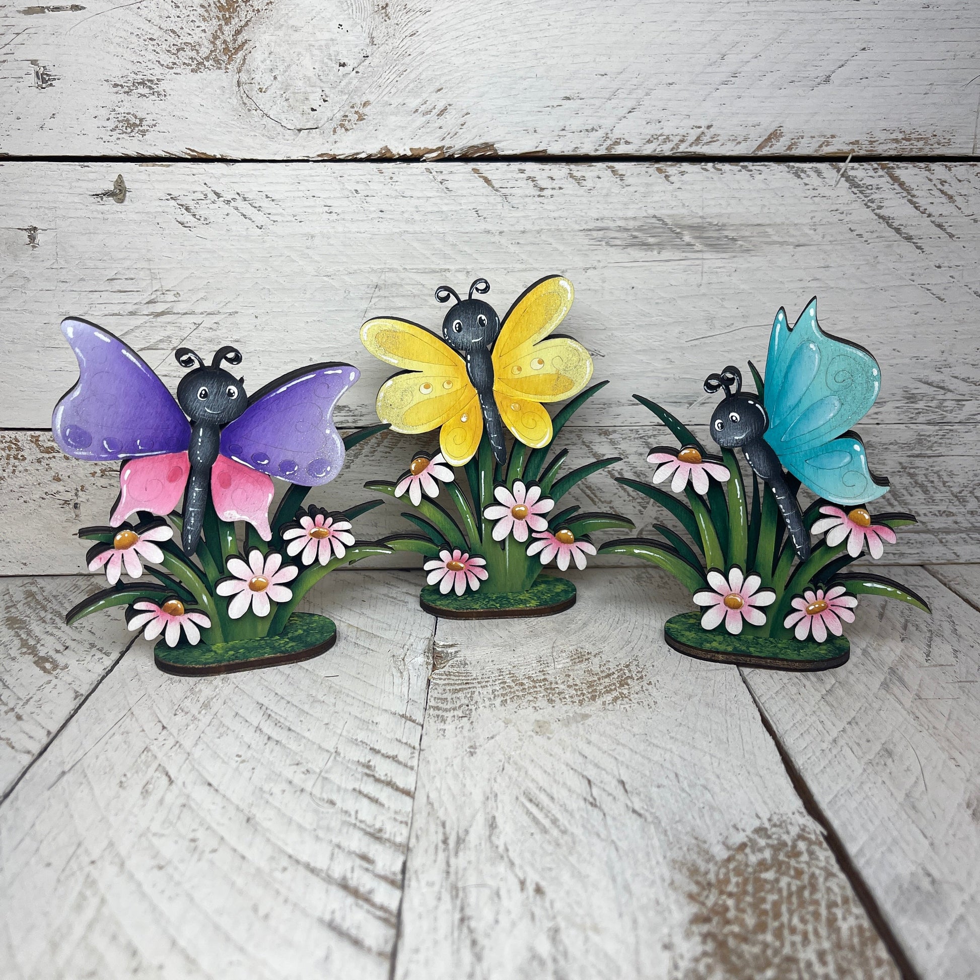 Farfalle con piedistallo Out of the Wood