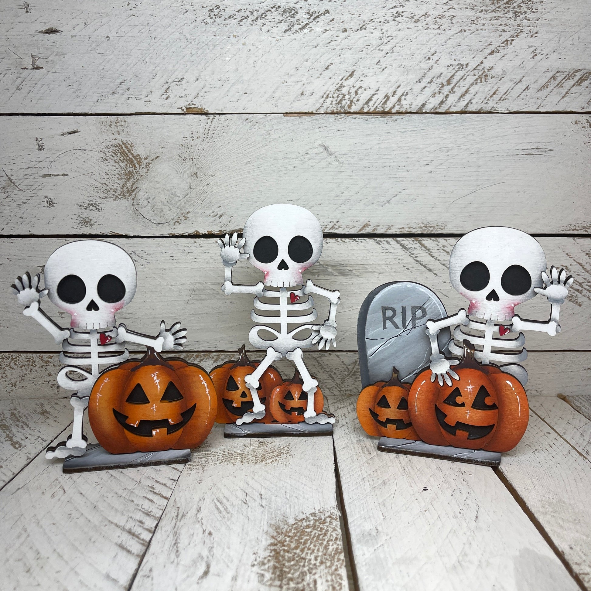 Scheletri Halloween con piedistallo Out of the Wood