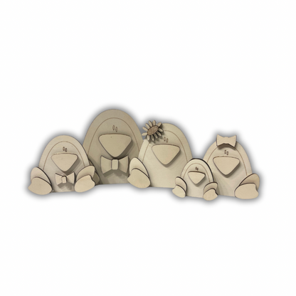 Pinguin family Out of the Wood