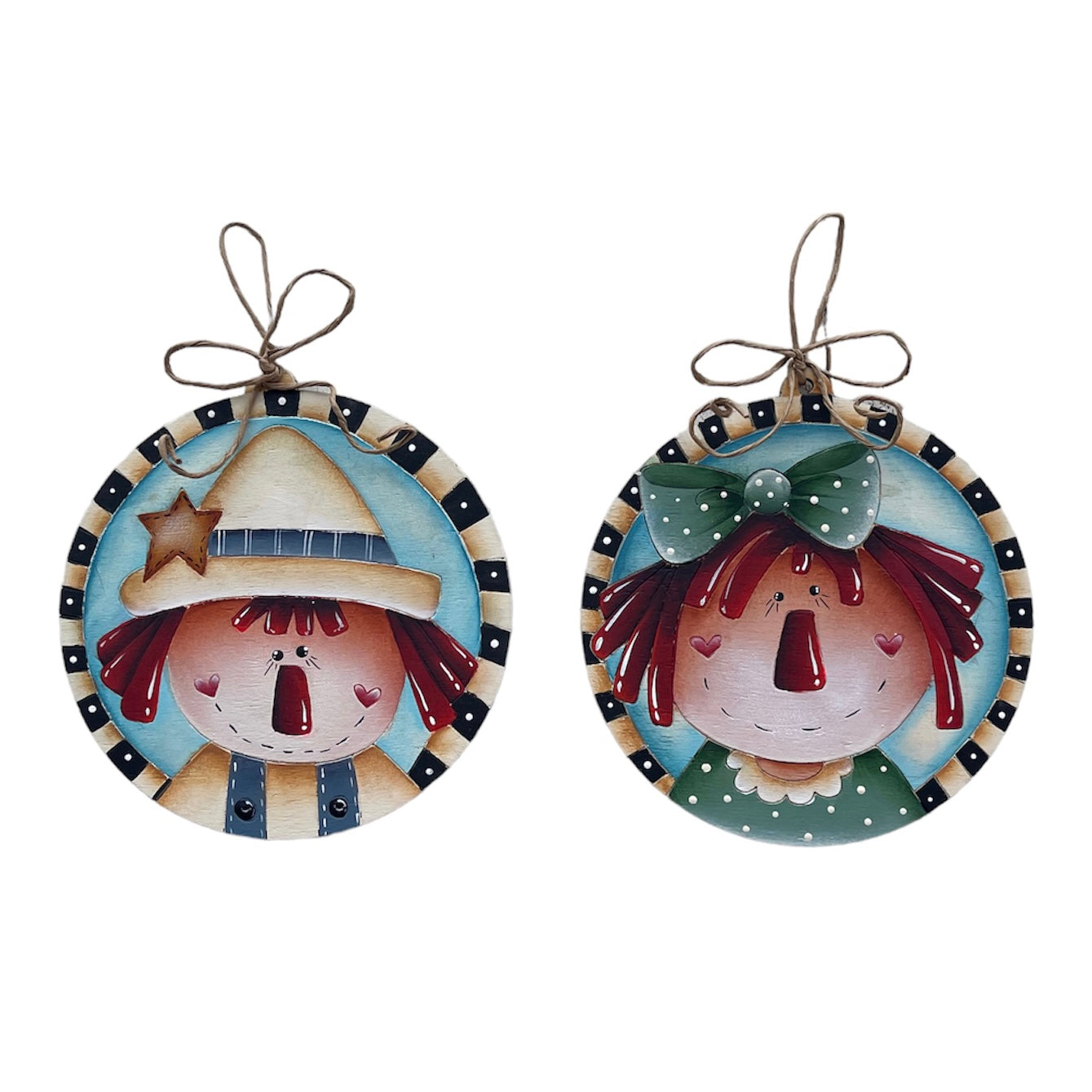 Country Annie & Andy ornament Out of the Wood