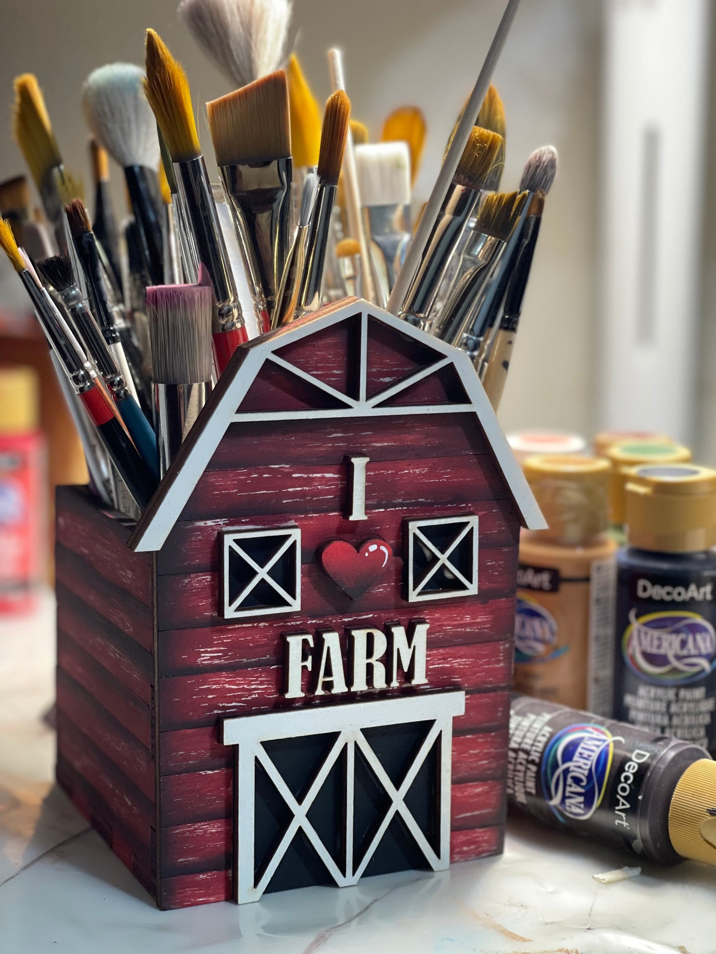 Portapennelli/ brush holder “I love farm” Out of the Wood